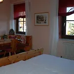 Hotel Sarbacher