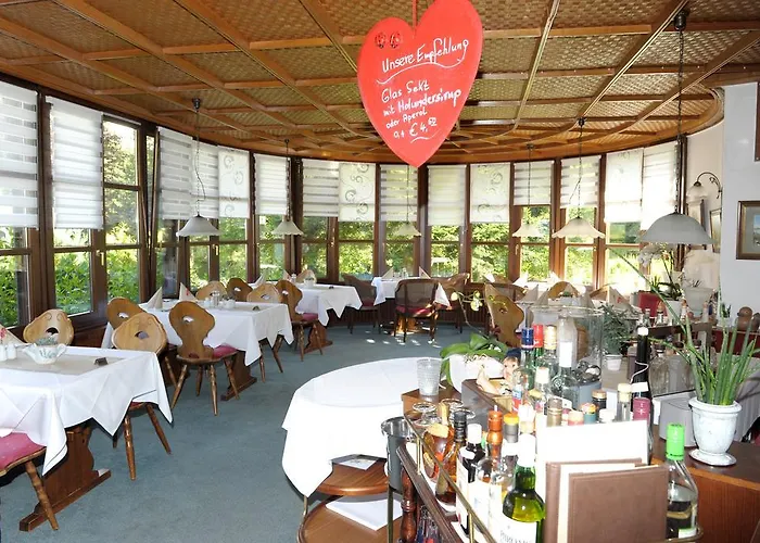 酒店 Sarbacher 盖恩斯巴赫